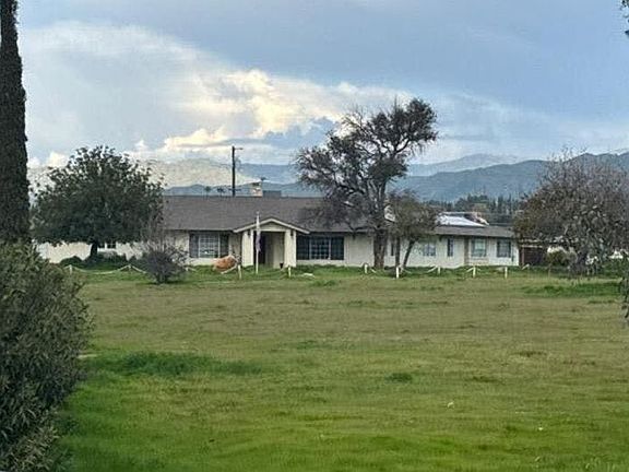 3rd image of 4301 Comanche Dr