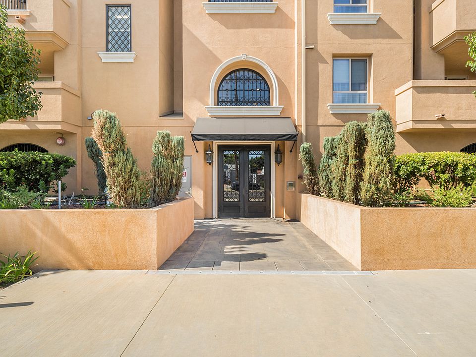 Villa del Rey 4241 Cahuenga Blvd. West Toluca Lake