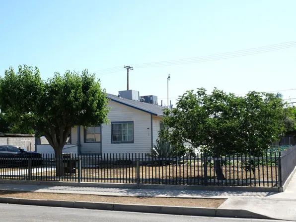 1004 Kensington St, Delano, CA 93215