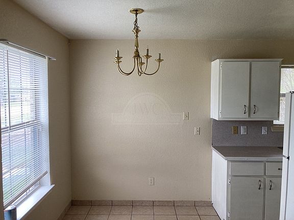 4th image of 2718 Terrace Dr #B