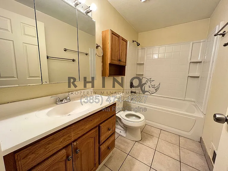 778 E Enchanted Dr — Photo 7