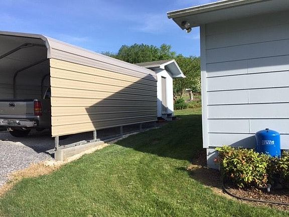Carport
