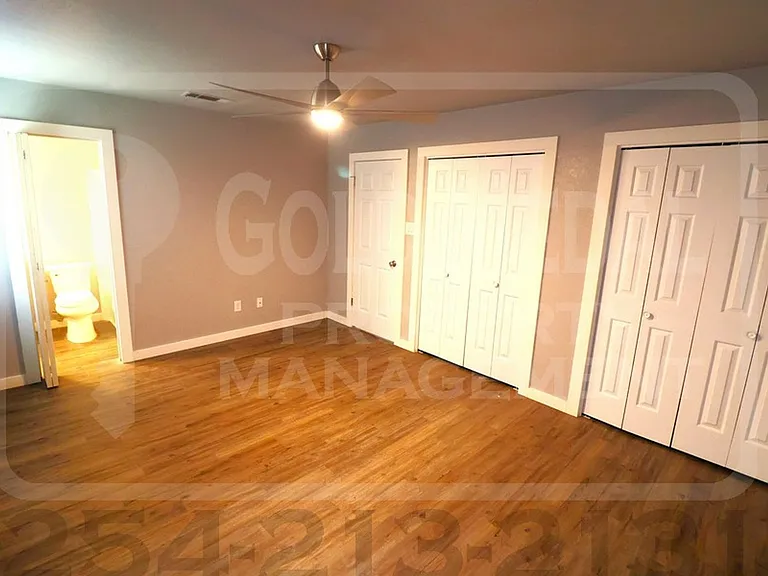910 Frontier Trl — Photo 15