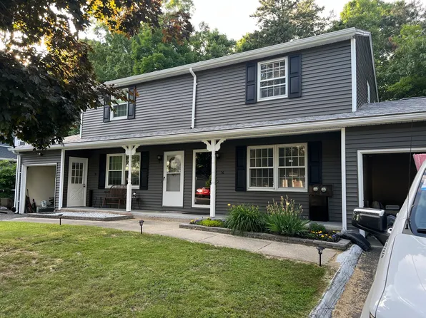 56 Kamuda St #56, Indian Orchard, MA 01151