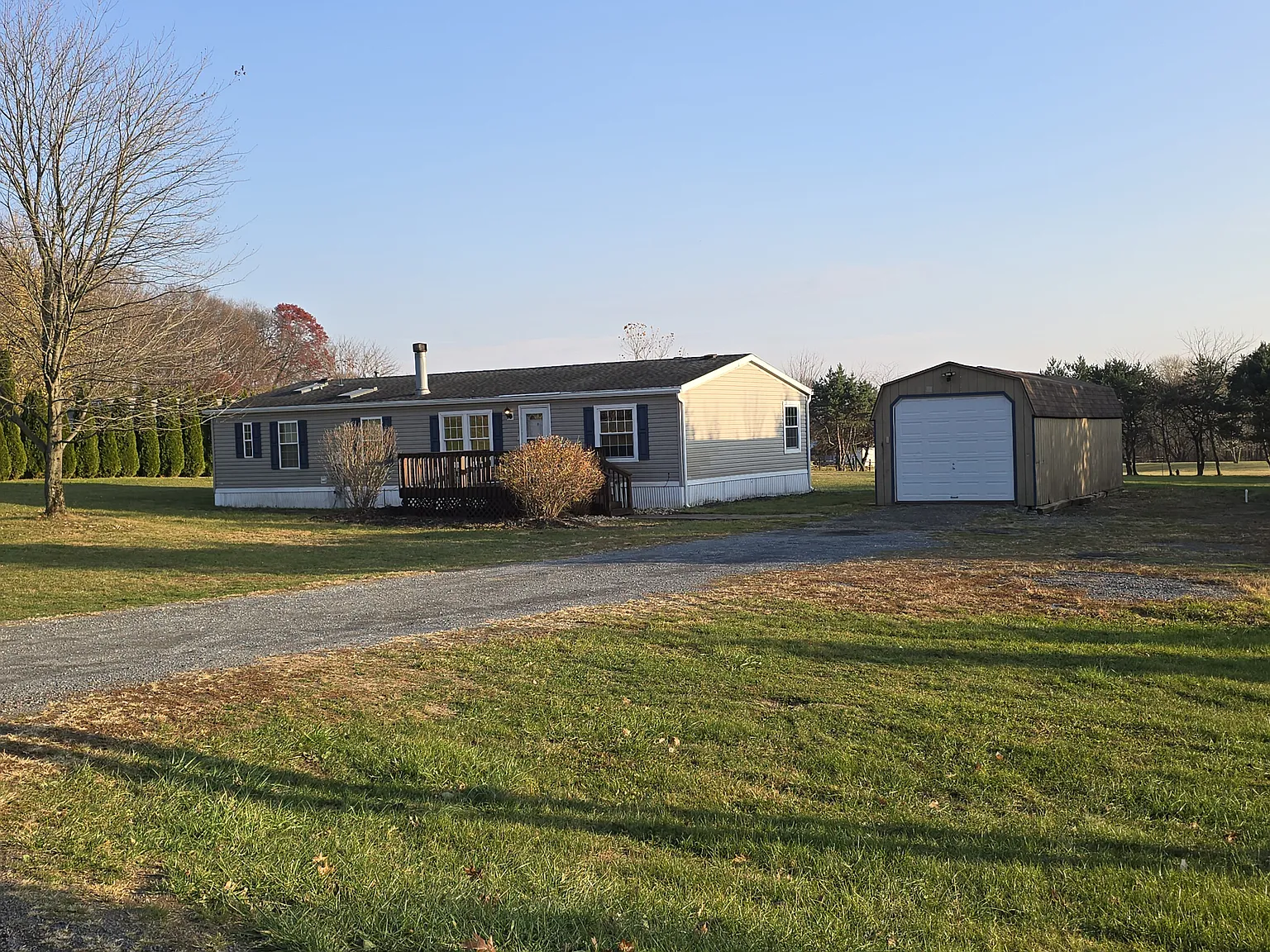 3 bed, 1404 sqft, $1,750 — Photo 1