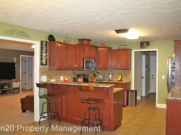 2nd image of 11 Woodchase Ct