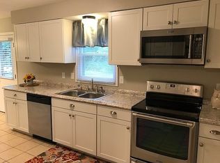 217 Briarcrest Ct, Columbia, MO 65203