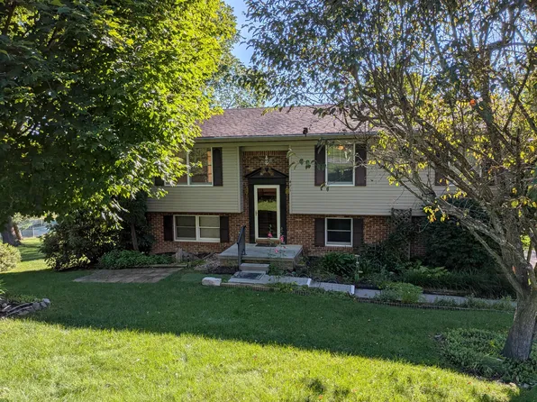 471 Shady Oak Ln, Lewisburg, WV 24901