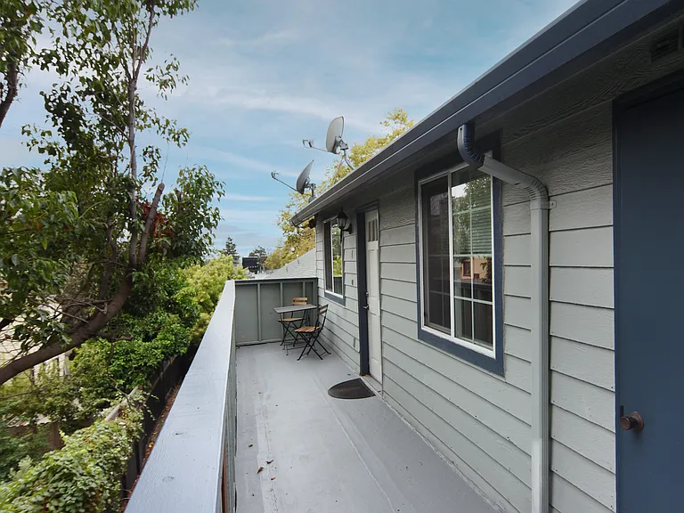 296 Mather St #6 — Photo 12