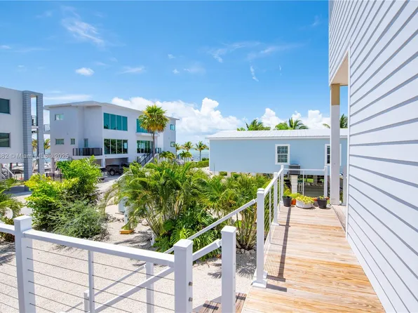 930 80th St, Marathon, FL 33050