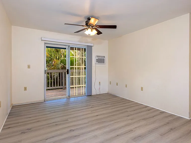 160 Keonekai Rd #18-202 — Photo 3