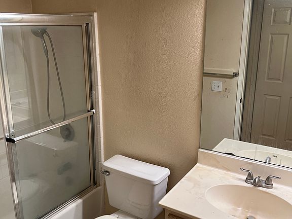 3rd image of 640 Camino De La Reina #1103