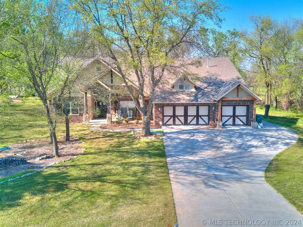 5701 S 145th West Ave, Sand Springs, OK 74063