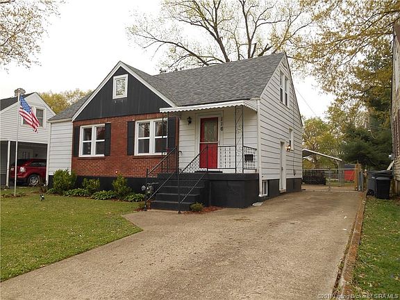 2nd image of 116 E Carter Ave