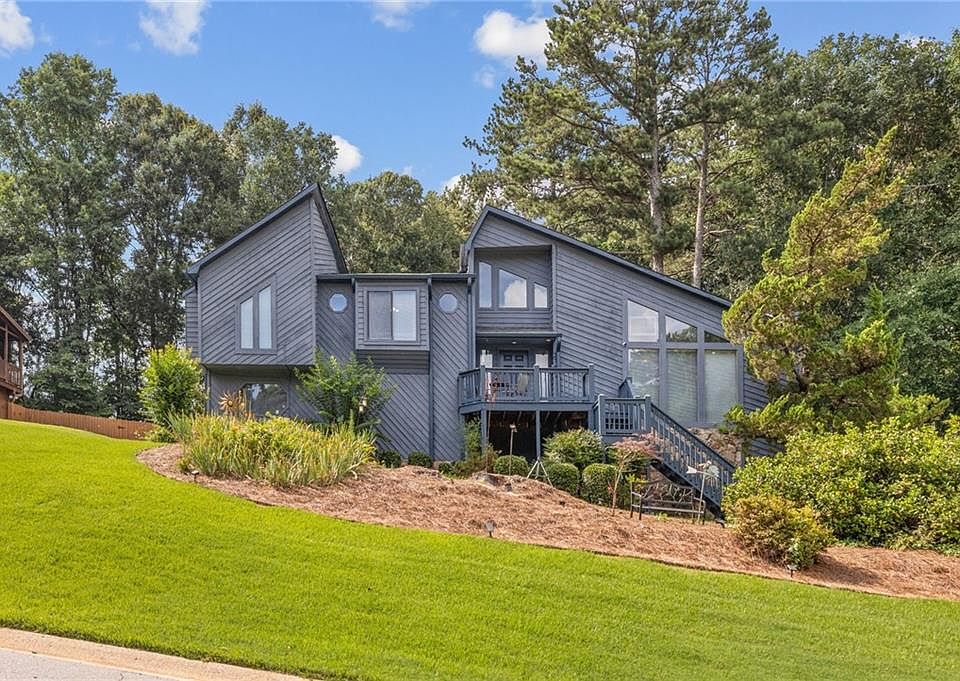 1st image of 2741 Pine Cone Ln
