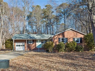 215 Hodges Cove Rd, Yorktown, VA, 23692