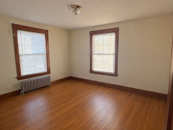 2nd image of 20 Dean Ave Unit 3