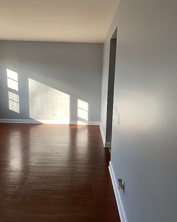 1st image of 8015 Jonquil Dr