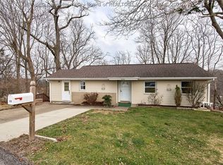 800 Scenic Dr, Charleston, WV 25311