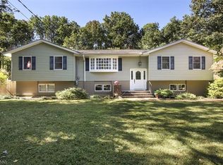 51 Mountain View Ave, Long Valley, NJ 07853