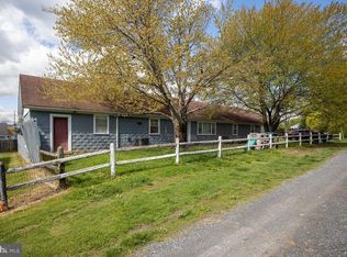 3 Canaan St, Luray, VA 22835