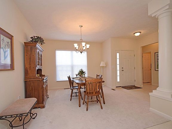3rd image of 1182 Lake Hill Dr