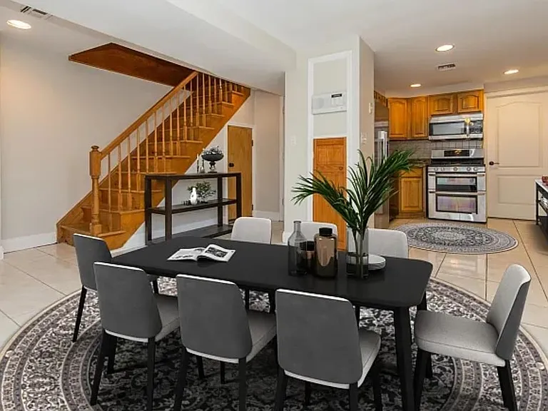 47 Webster Ave — Photo 3