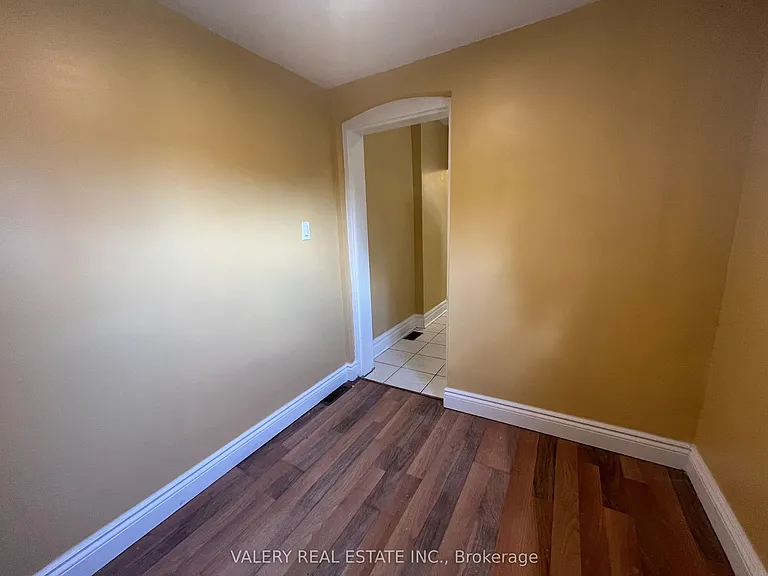 1113 Davenport Rd #1 — Photo 11