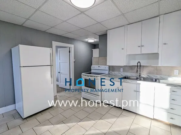 73 Kennedy Memorial Dr #5, Waterville, ME 04901