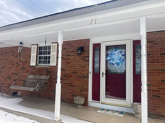 2nd image of 21 N Hills Dr