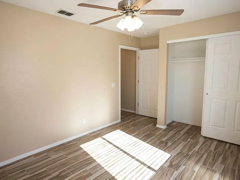 3011 McCulloch Blvd N — Photo 12