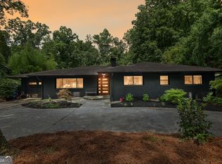 1142 Vistavia Cir, Decatur, GA 30033