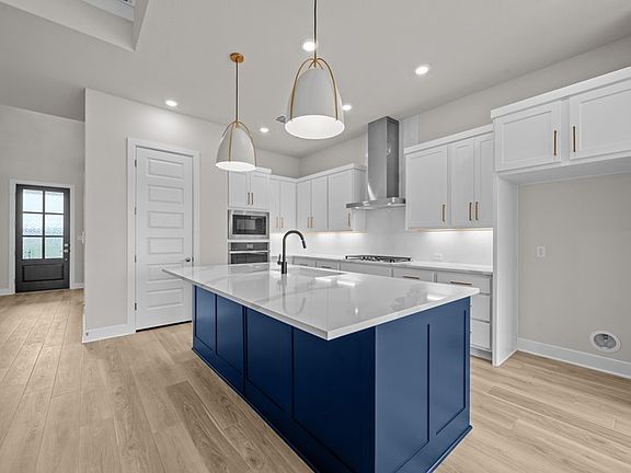 The Bluebonnet - Kitchen