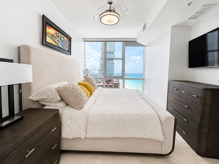 18201 Collins Ave #3502 — Photo 7