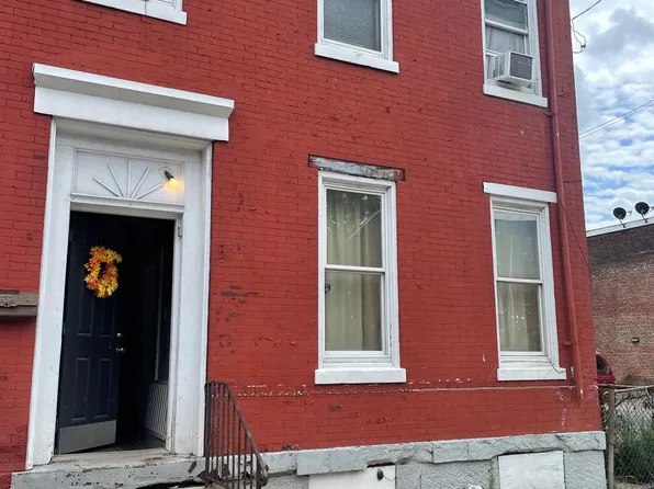 332 Centre St, Trenton, NJ 08611