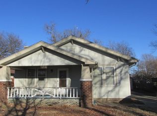 1310 N 2nd St, Arkansas City, KS 67005