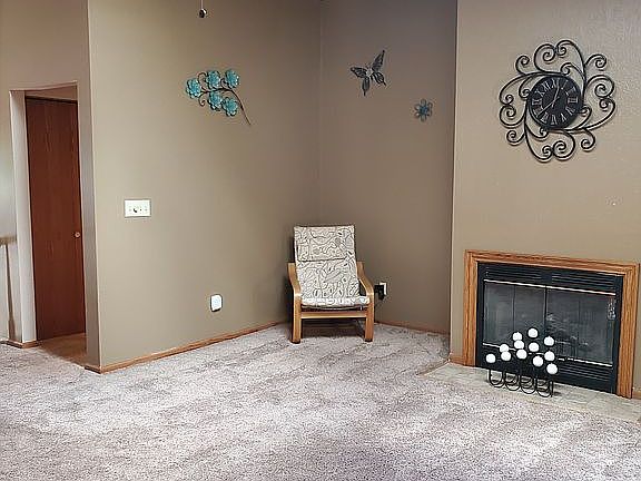 5th image of 577 Forest Creek Dr