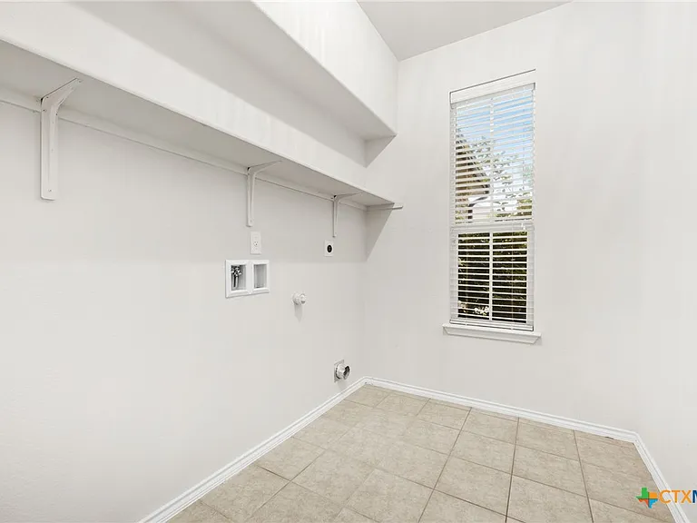 5101 Birmingham Cir — Photo 35