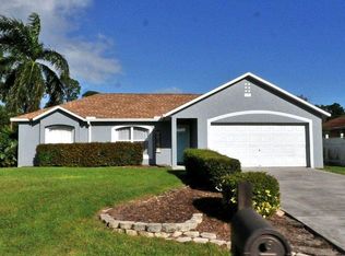 1371 SW Amboy Ave, Port Saint Lucie, FL 34953