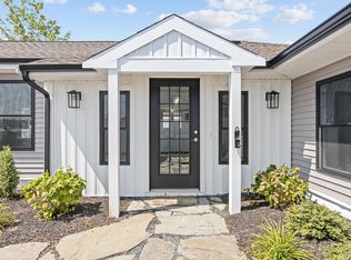 17 Shore Ave, Lakeville, MA 02347