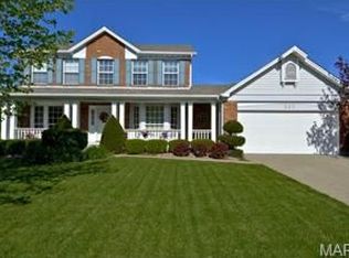 203 Country Hollow Ct, Saint Charles, MO