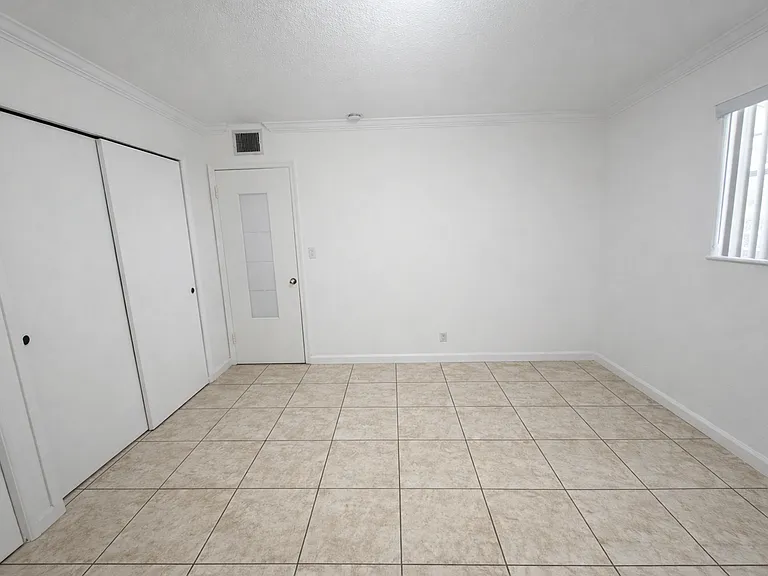 532 S Crescent Dr Hollywood, FL 33021 — Photo 5