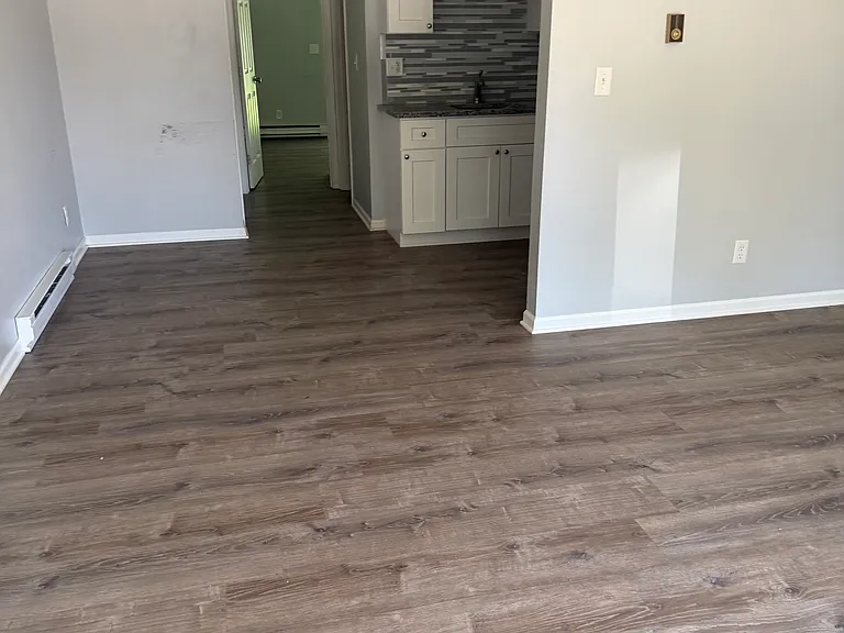 1016 Bratton Ave #8 — Photo 3