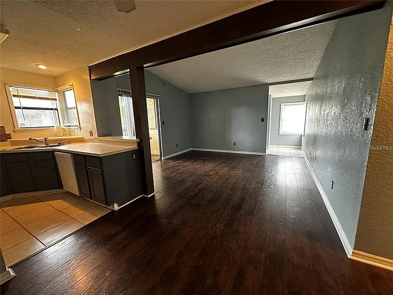 2942 Antique Oaks Cir #86 — Photo 18