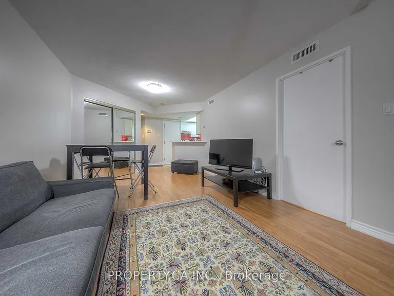 1001 Bay St #2107 — Photo 15
