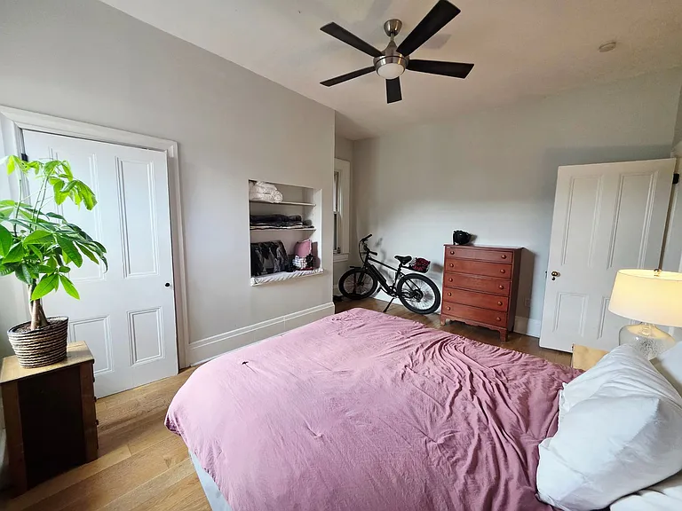 1409 Sheffield St — Photo 26