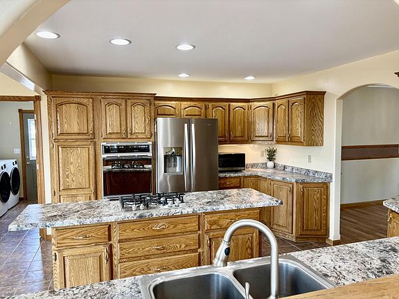 5th image of 203 Eagle Bluff ROAD