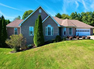 32582 Spring Crest Dr, Glade Spring, VA