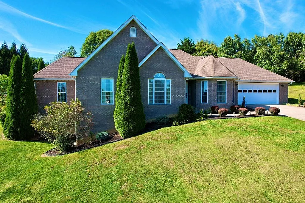 32582 Spring Crest Dr photo 1