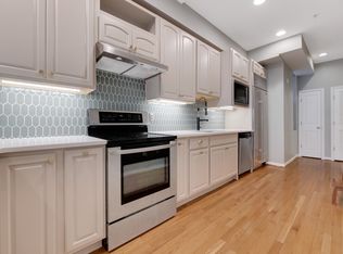 1360 Kenyon St NW APT 2, Washington, DC 20010